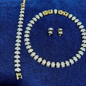 Landau Vintage Gold and Black Jewelry Set